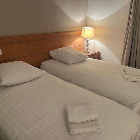 Hotel Le Roosevelt Givet Exteriör bild