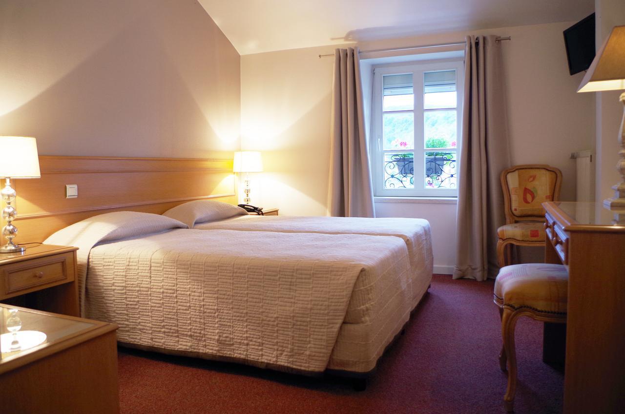 Hotel Le Roosevelt Givet Exteriör bild